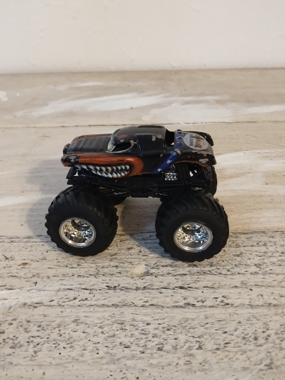 Monster Truck hot wheels monster mutt Rottweiler loose scale 1/64 Die cast